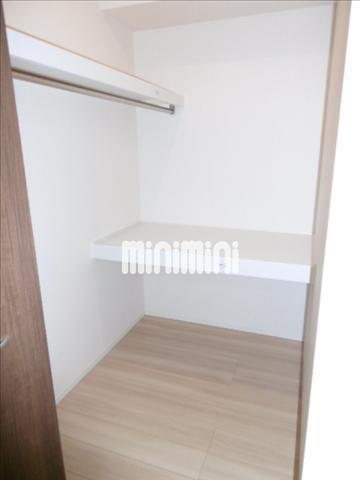 ����6