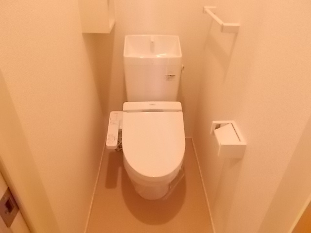 ����9
