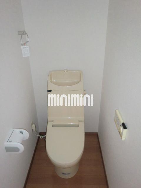 ����5