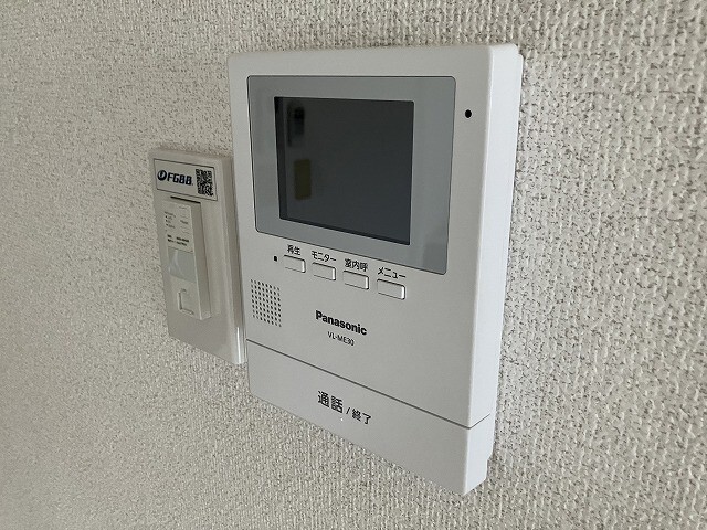 ����11