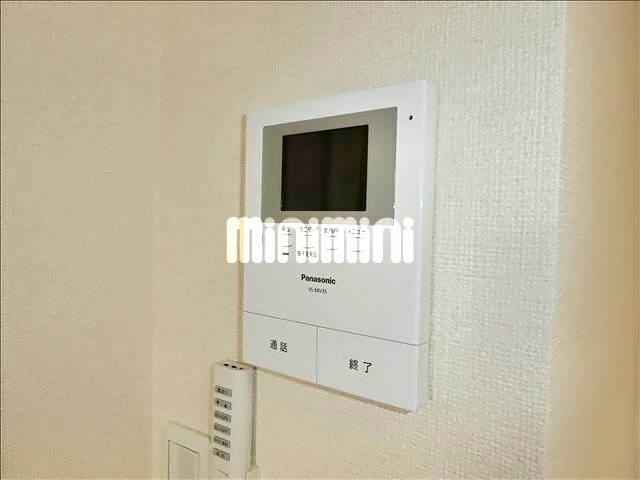����10