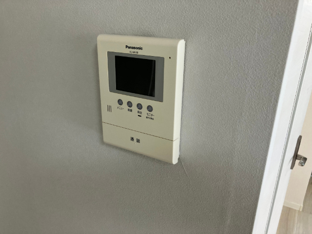 ����7