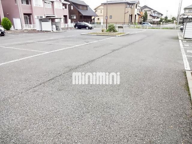 ����15