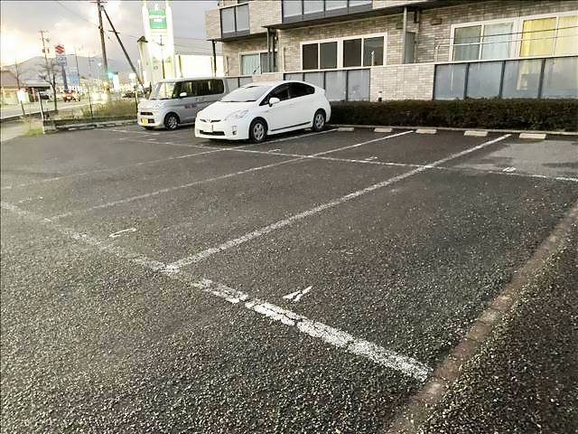 ����11