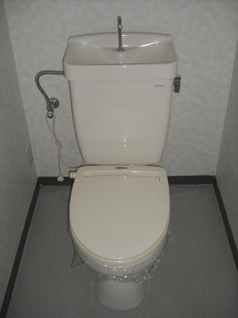 ����8