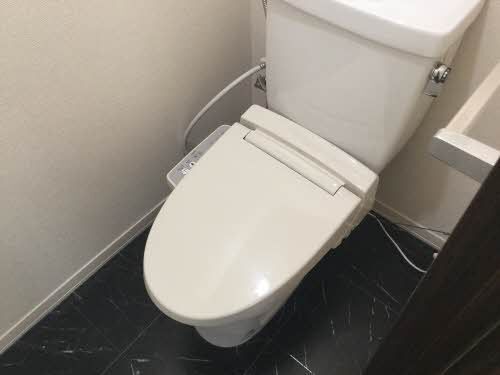 ����8