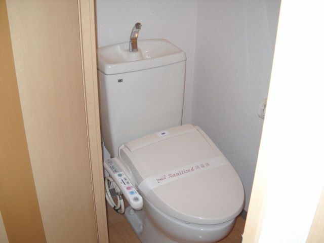 ����7