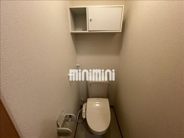 ����9