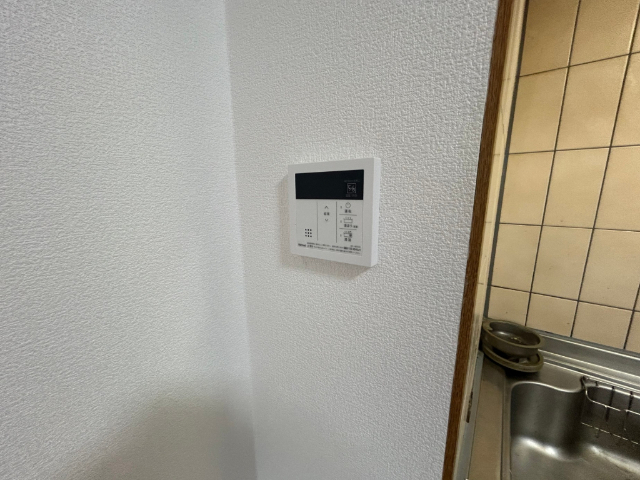 ����14