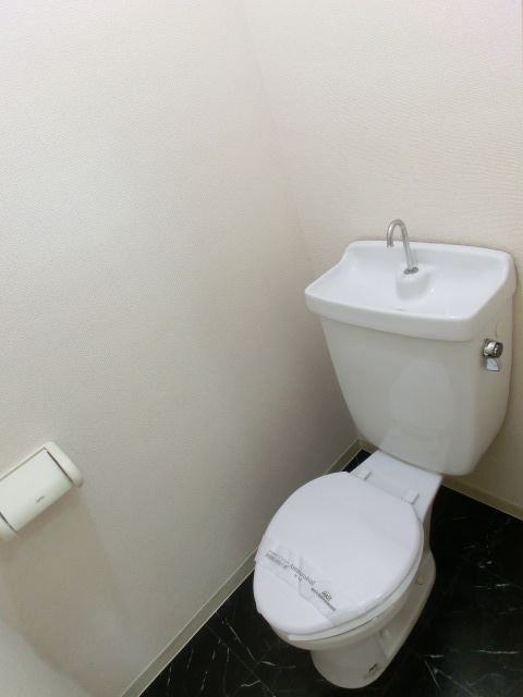 ����6