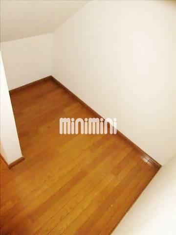 ����10