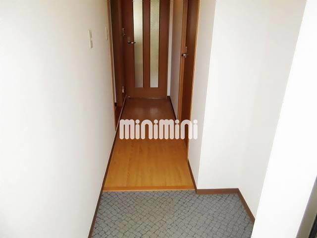 ����5