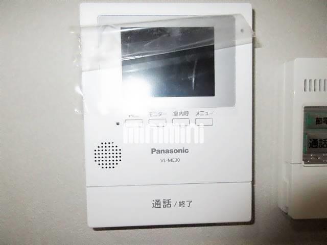 ����5