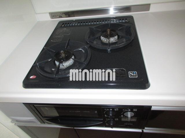 ����16