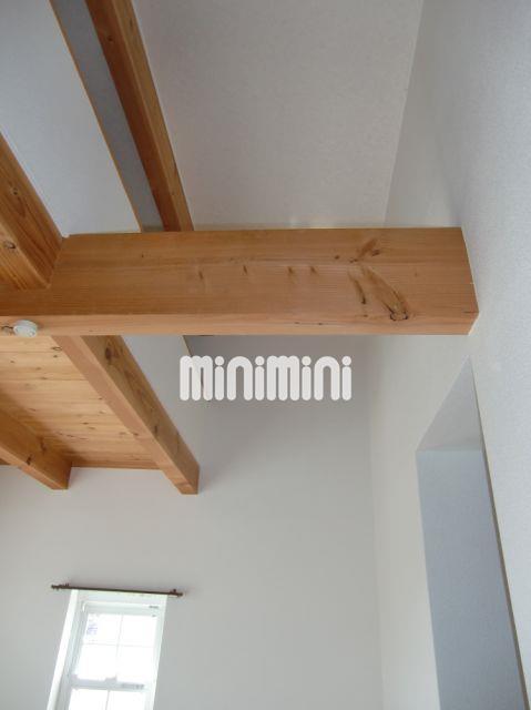 ����10