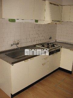 ����3