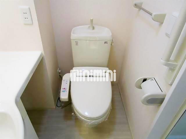 ����4