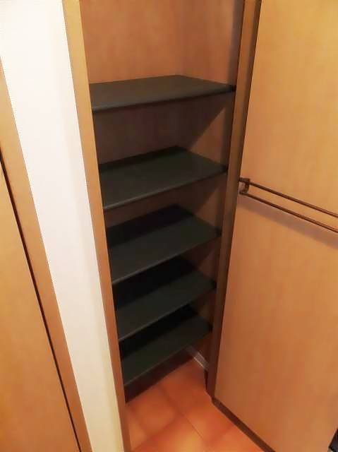 ����6
