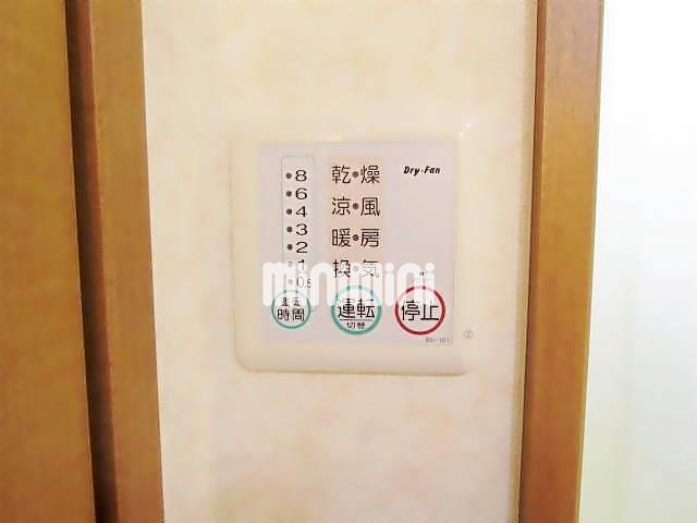 ����13