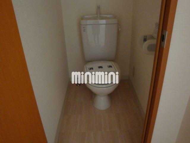����4