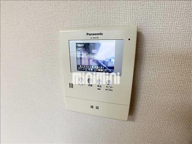 ����11