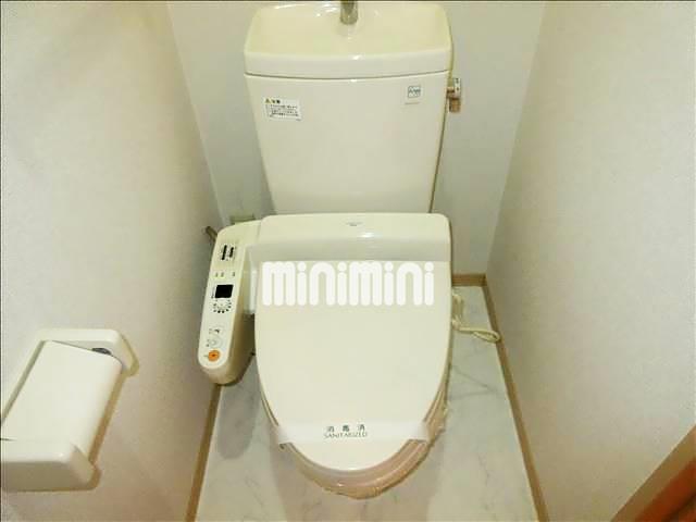 ����9
