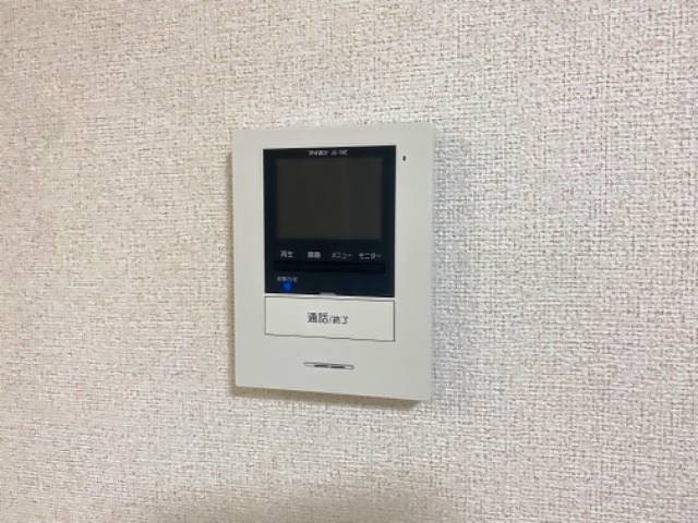 ����11