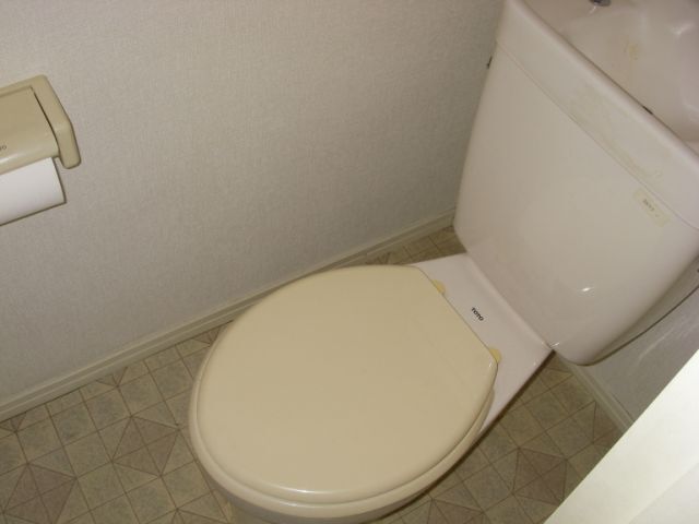 ����8