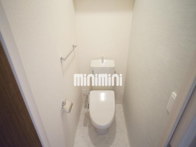 ����9