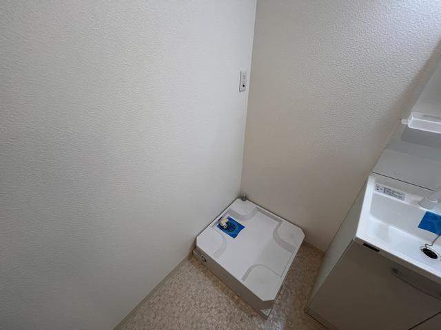 ����10