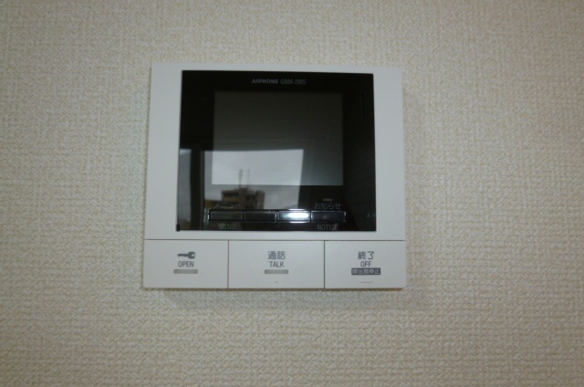 ����13