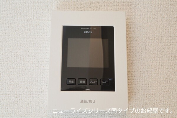 ����11