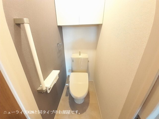 ����8