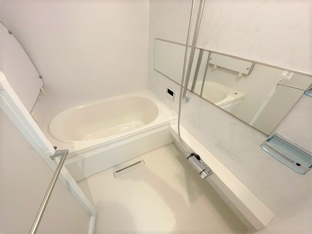 ����6