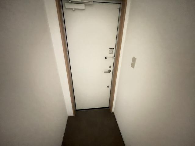 ����21