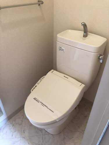 ����9