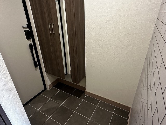 ����7