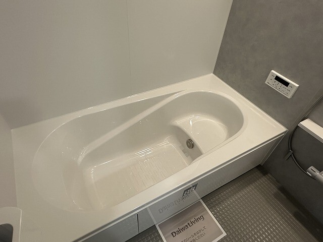 ����19