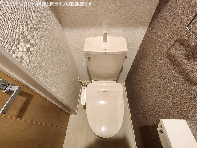 ����5