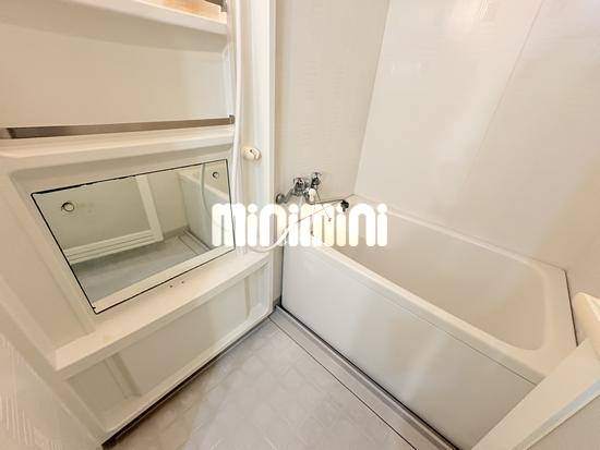 ����5