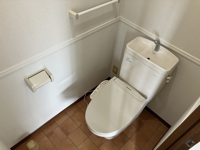 ����8