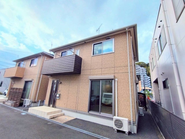 �É����É��s����t���R���ڂR�r�k�c�j