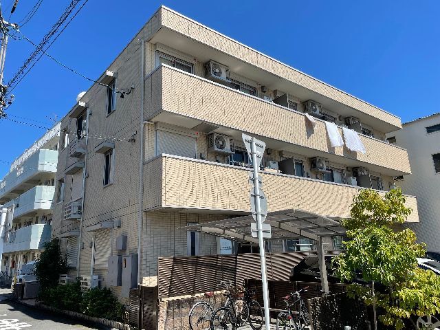 ���C���E�R�z�V�����@�É��w�i�k��26���j