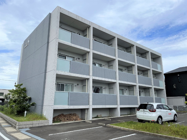 �É����É��s������O�ۏ������P�q