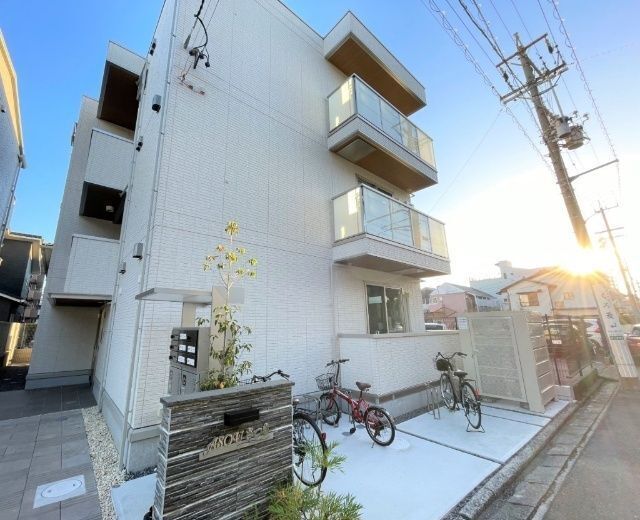 �I�X�X�������ʐ^