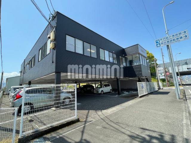 ���C���E�R�z�V�����@�É��w�i�k��35���j