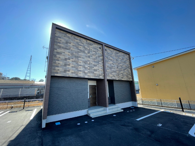 �É����܈�s�R�ȂP�k�c�j