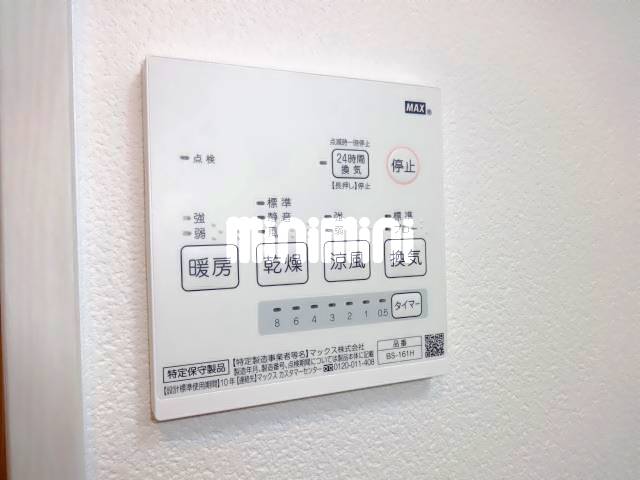 ����13