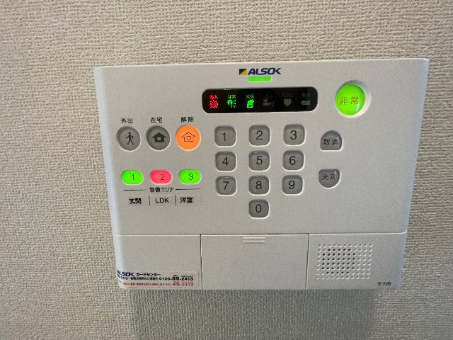 ����11