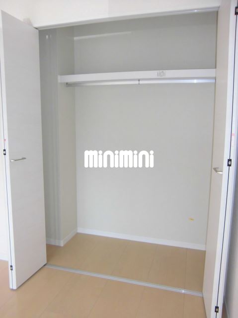 ����5